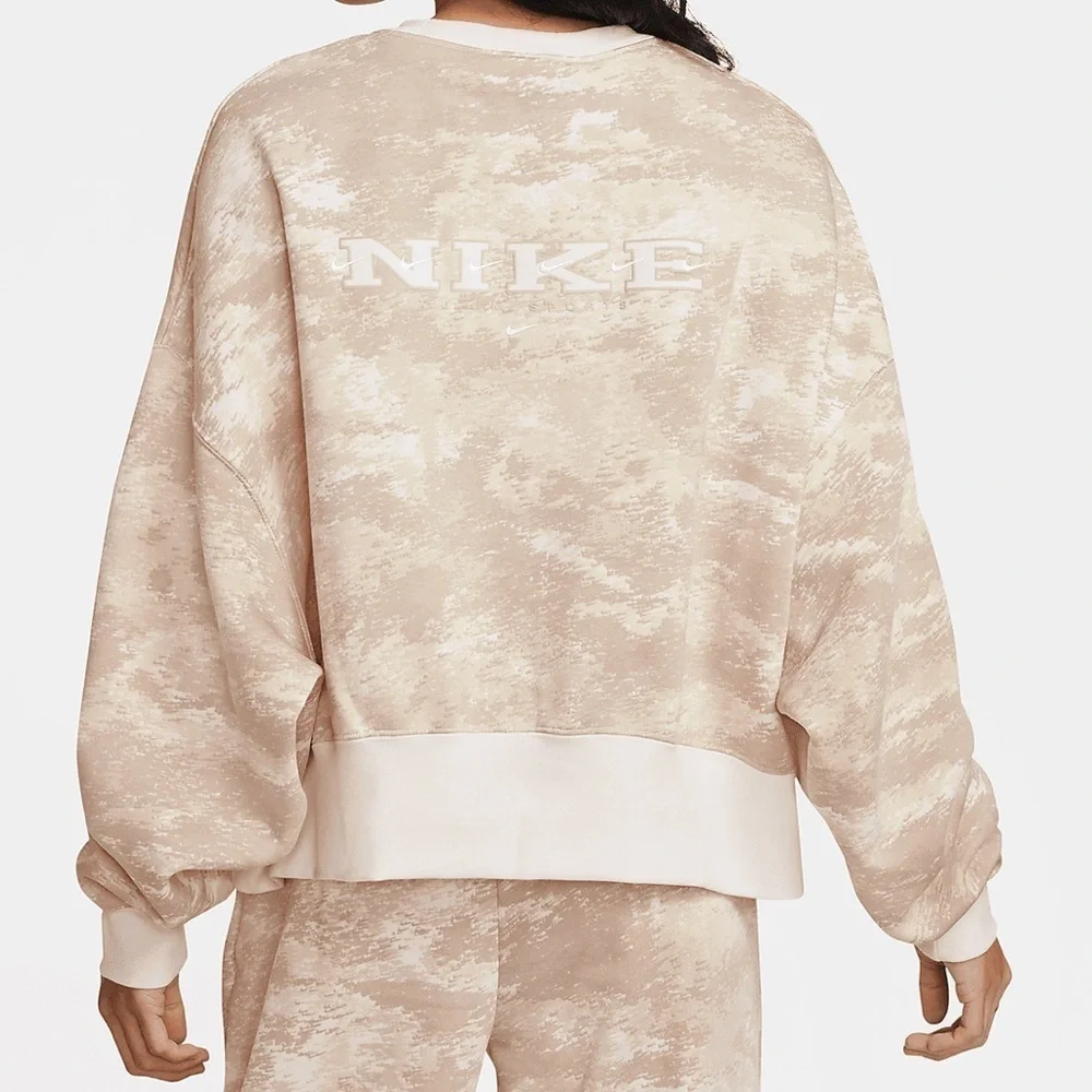 Nike Women’s Semi-Cropped Sweatshirt - Size L - Light Pink & Cream - EUC